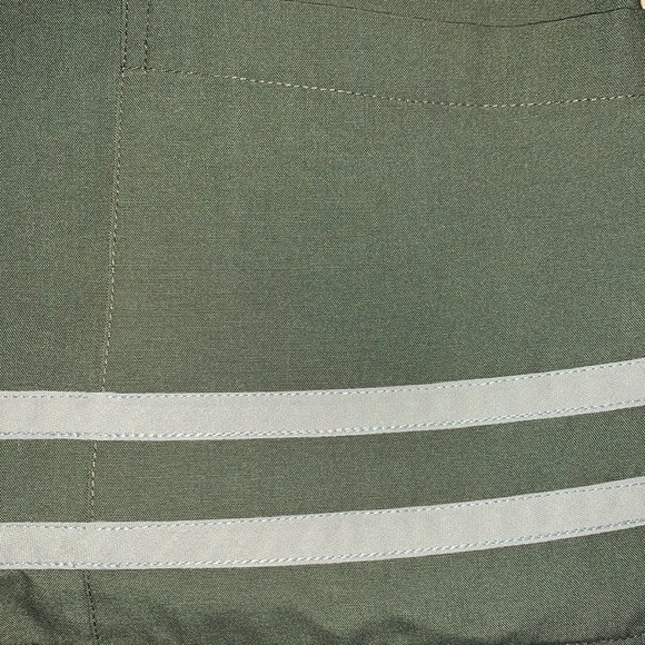 Gently Loved Scrubs by Reina Uniforms - Picture 4 of 6